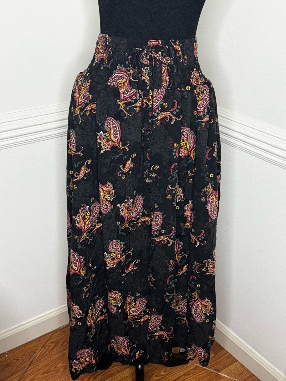 torrid Black Paisley Button-Front Maxi Skirt with Pink & Gold Accents